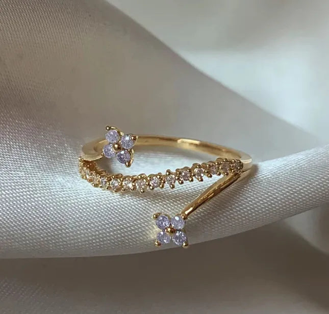 Bague croisée dorée avec fleurs violettes et zircons, anneau réglable
