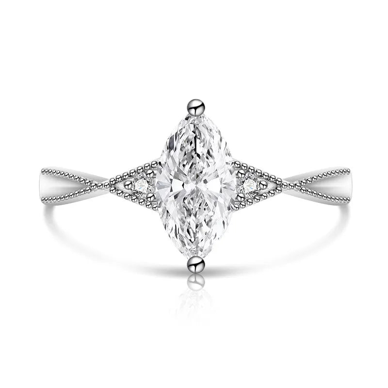 Bague argentée ajustable à pierre solitaire marquise transparente, design élégant