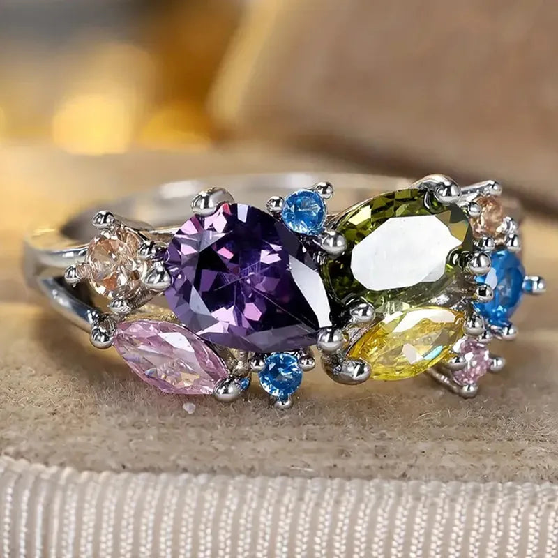 Bague argentée bouquet de zircons multicolores violet vert bleu jaune rose — Jewelry by Kitana