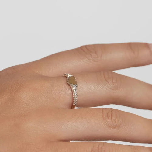 Bague chevalière Jewelry by Kitana en argent 925 plaqué or avec cœur lisse et pavage d'oxydes de zirconium